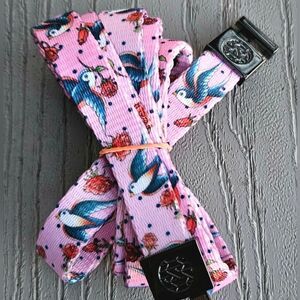 ZOX "LOVE KNOWS NO BOUNDS" #173 STRING NEW COLLECTIBLE PINK HOODIE STRING